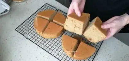 Make Red-tree twilight cake step 20