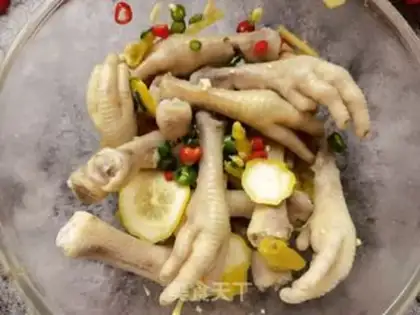 Make Lemon with pepper chicken claws step 13