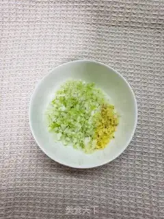 Make Pork, shrimp, cabbage step 2