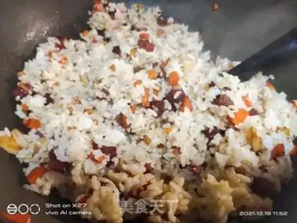 Make Carrot sausage fried rice step 3
