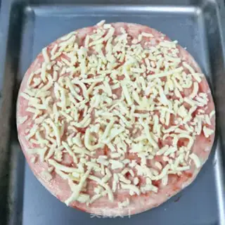 Make Ham pizza step 2