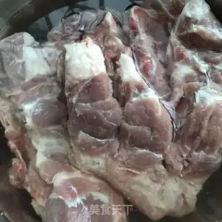 Make Spicy dragon bone soup step 0