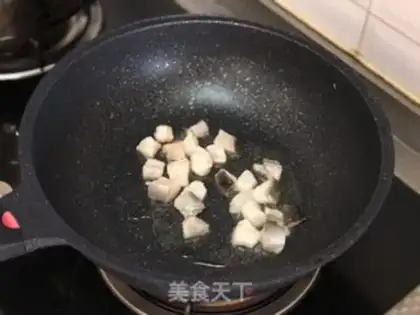 Make Seafood Christmas ring step 5