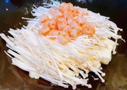 Make Shrimp bean curry gill mushrooms step 8