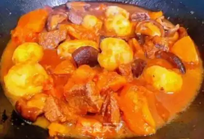 Make Pumpkin taco-head beef stew step 11