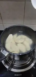 Make The beet cansy, the meat dumplings step 10