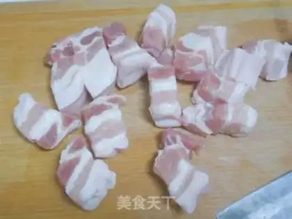 Make Quail egg red pork step 1
