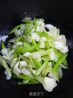 Make The Celery Lily step 6