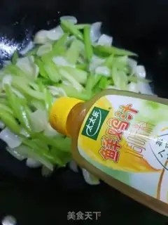 Make The Celery Lily step 7
