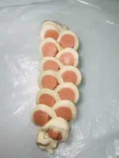 Make Cat claw bread step 3