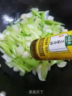 Make The Celery Lily step 8
