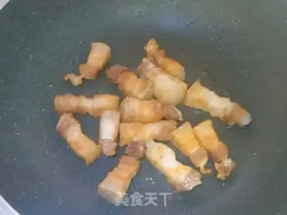 Make Quail egg red pork step 5