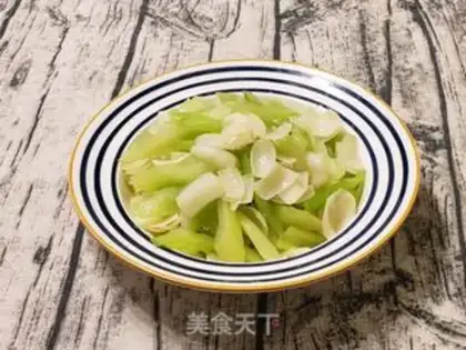 Make The Celery Lily step 12