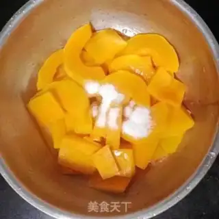 Make Blow up pumpkin balls step 2
