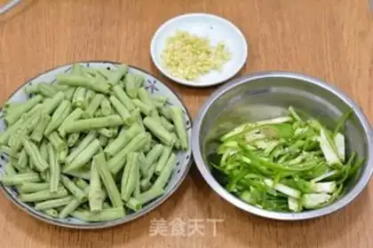 Make Five bouquets of bean noodles step 6
