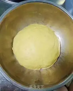 Make Blow up pumpkin balls step 5