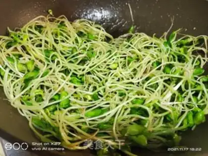 Make Black bean sprouts step 5