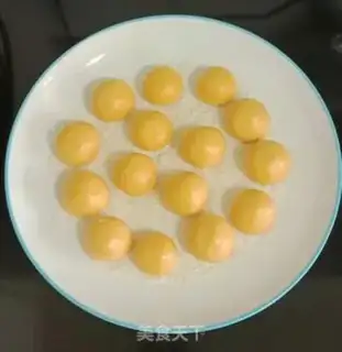Make Blow up pumpkin balls step 7