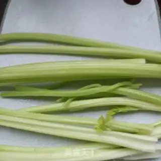 Make Celery soy sauce step 3