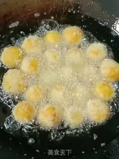 Make Blow up pumpkin balls step 10