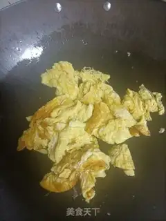 Make Scrambled eggs step 3