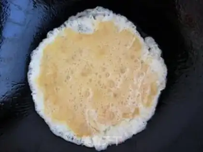 Make Scrambled eggs step 2