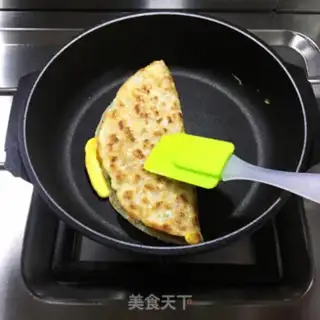 Make Ham egg cake step 4
