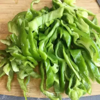 Make Cream pepper and shrimp step 3