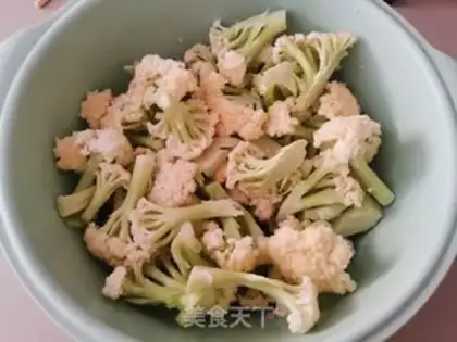 Make A pot of casserole step 0