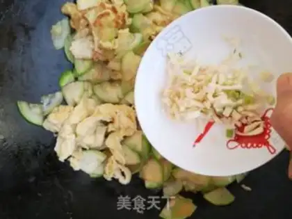 Make Scrambled eggs step 7
