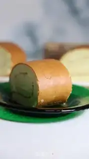 Make The original cake roll step 13