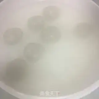 Make Meatball fan cabbage step 1