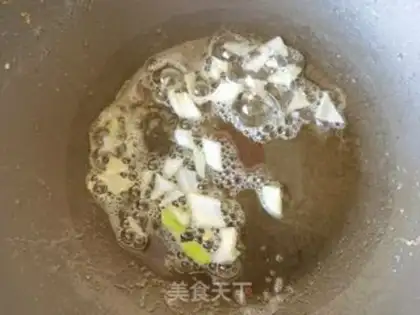 Make Cream pepper egg fried rice step 6