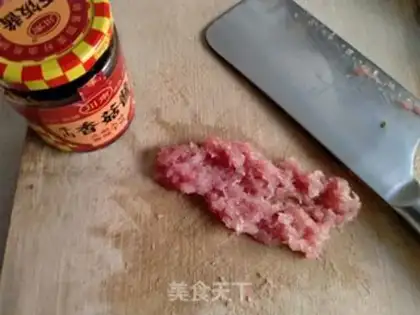 Make Garlic platinum sauce and pastrami step 2