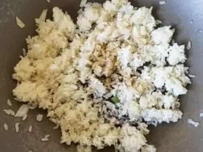 Make Cream pepper egg fried rice step 8