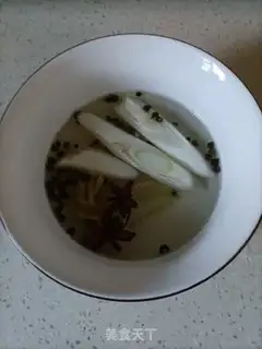 Make Piggy pork dumplings step 1