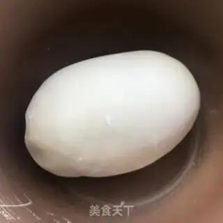 Make Garlic tomato egg noodles step 0