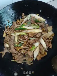 Make Onion fried lamb step 7