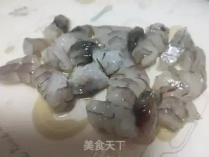 Make Tomato shrimp step 0