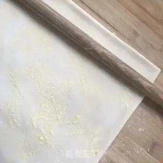 Make Garlic tomato egg noodles step 9