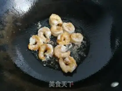 Make Shrimp with broccoli step 2