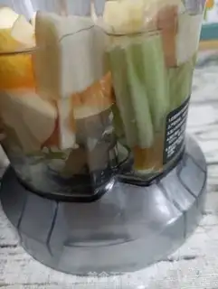 Make Apple orange celery juice step 6