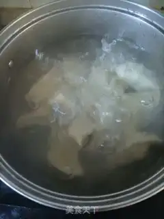 Make Piggy pork dumplings step 25