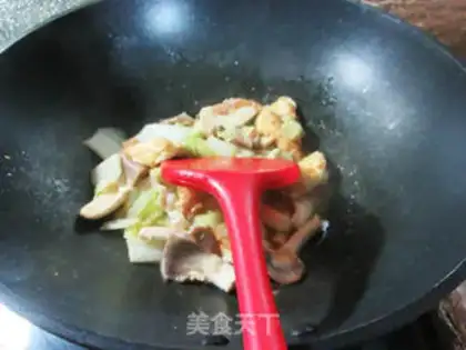 Make The egg show, the mushrooms, the cabbage step 8