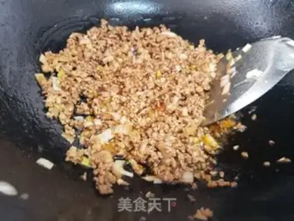 Make Onion fried meat step 2