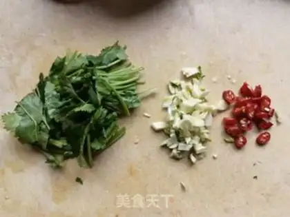 Make A fragrance with fat rolls step 3