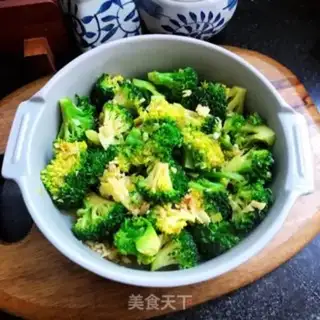 Make Tea and oil and broccoli step 6