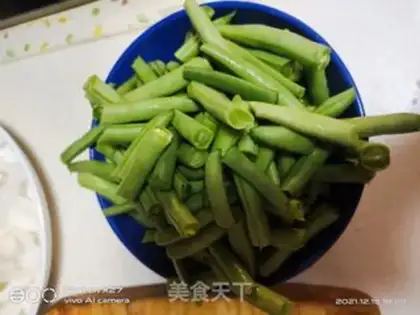 Make Five flowers and four beans step 1
