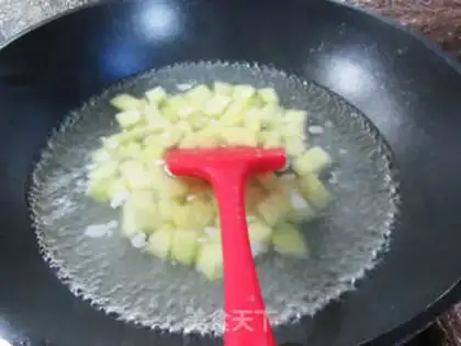 Make Spud potatoes with mushroom sauce step 3