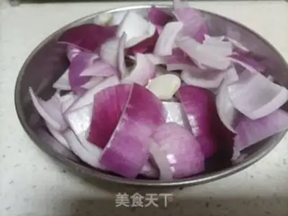 Make Onion wood and garlic step 2